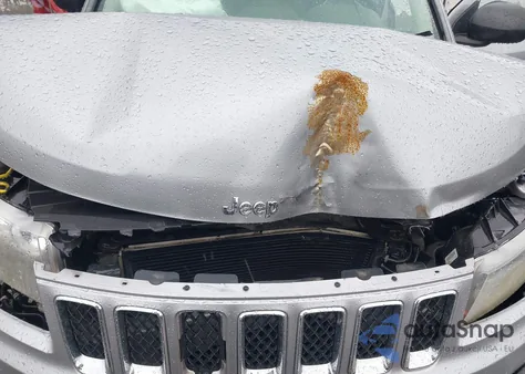 2016 Jeep Compass Sport z USA, uszkodzony, nr VIN 1C4NJCBA4GD621741